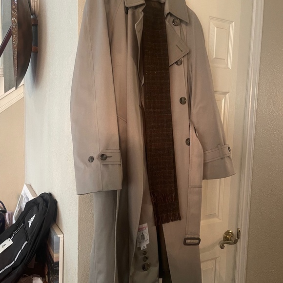 Vintage London Fog Men’s coat